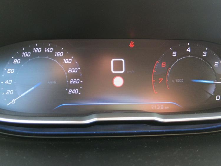 voiture occasion PEUGEOT 3008 à la Réunion disponible sur noutlauto.re