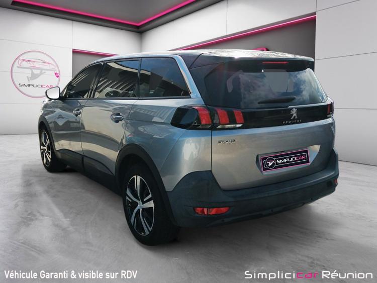 voiture occasion PEUGEOT 5008 à la Réunion disponible sur noutlauto.re
