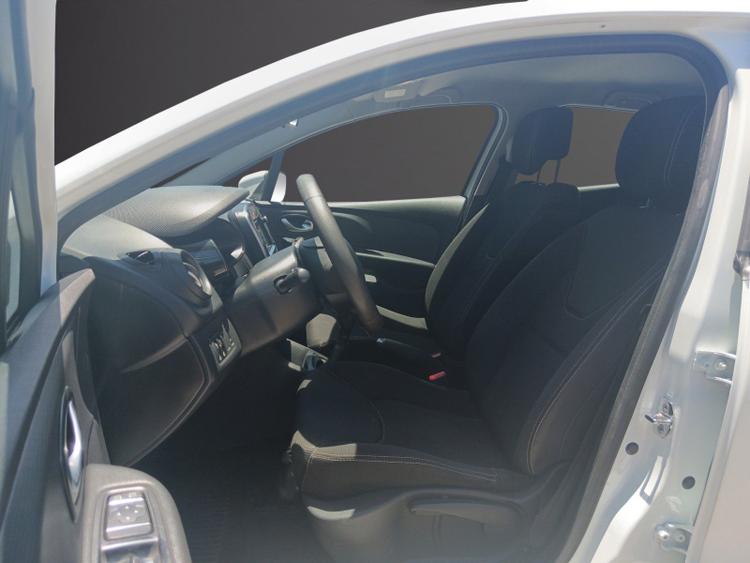 voiture occasion RENAULT CLIO IV à la Réunion disponible sur noutlauto.re
