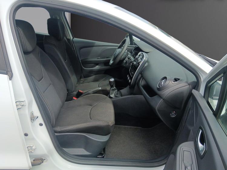 voiture occasion RENAULT CLIO IV à la Réunion disponible sur noutlauto.re
