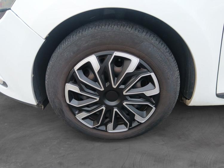 voiture occasion RENAULT CLIO IV à la Réunion disponible sur noutlauto.re