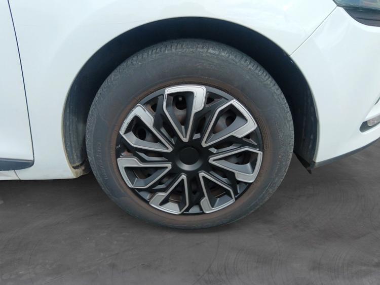 voiture occasion RENAULT CLIO IV à la Réunion disponible sur noutlauto.re
