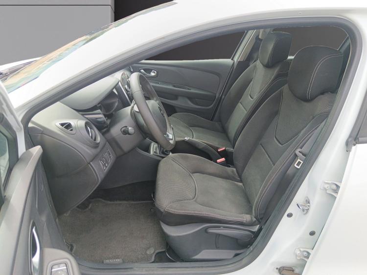 voiture occasion RENAULT CLIO IV à la Réunion disponible sur noutlauto.re