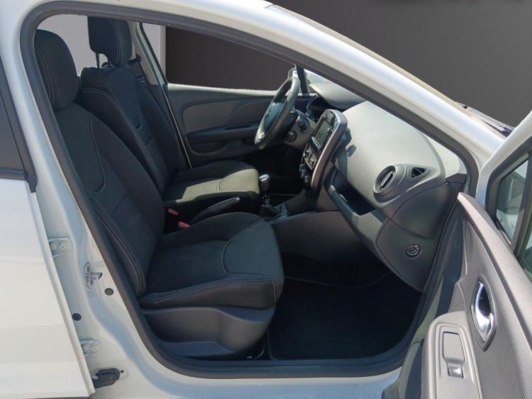voiture occasion RENAULT CLIO IV à la Réunion disponible sur noutlauto.re