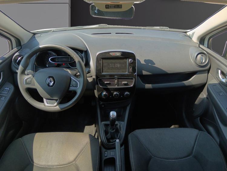 voiture occasion RENAULT CLIO IV à la Réunion disponible sur noutlauto.re
