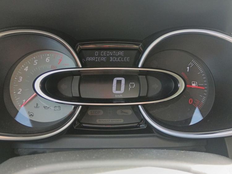 voiture occasion RENAULT CLIO IV à la Réunion disponible sur noutlauto.re