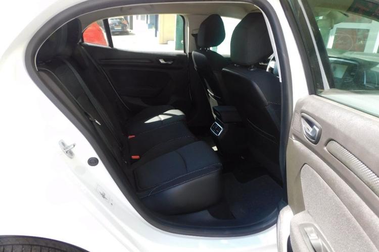 voiture occasion RENAULT MEGANE à la Réunion disponible sur noutlauto.re
