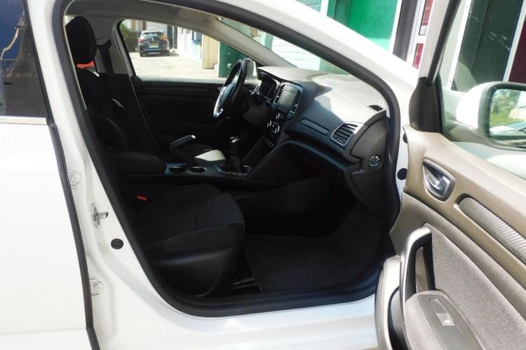 voiture occasion RENAULT MEGANE à la Réunion disponible sur noutlauto.re