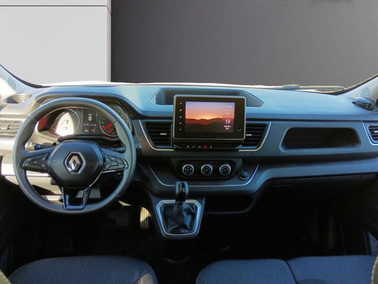 voiture occasion RENAULT TRAFIC CABINE APPROFONDIE à la Réunion disponible sur noutlauto.re
