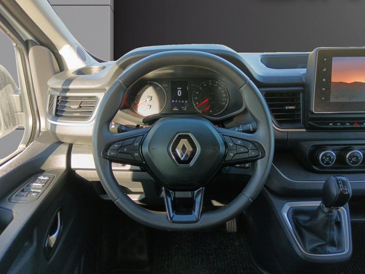 voiture occasion RENAULT TRAFIC CABINE APPROFONDIE à la Réunion disponible sur noutlauto.re
