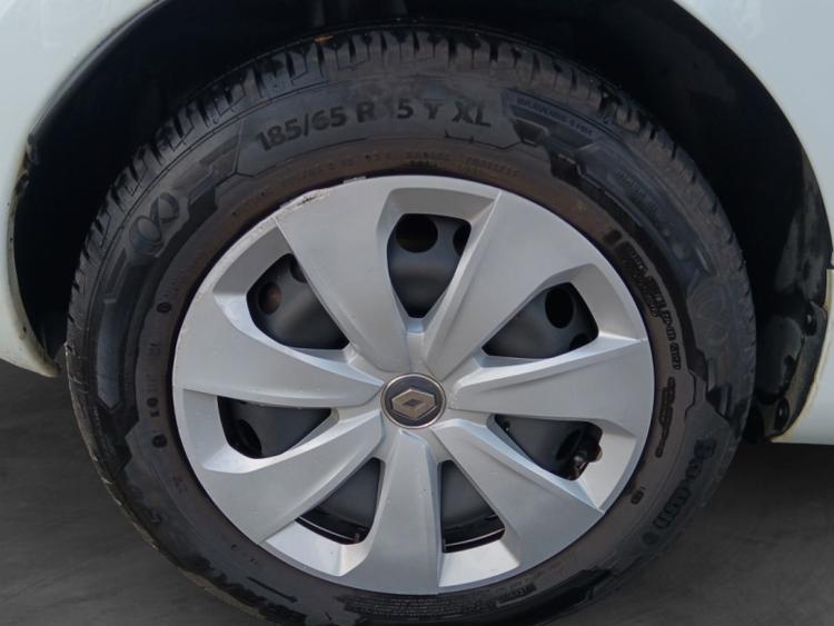 voiture occasion RENAULT ZOE E-TECH ELECTRIQUE à la Réunion disponible sur noutlauto.re