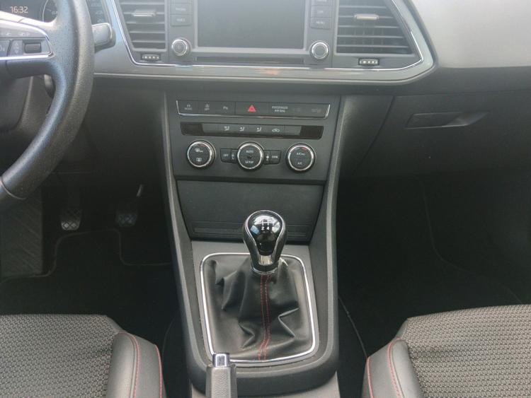 voiture occasion SEAT LEON SC à la Réunion disponible sur noutlauto.re