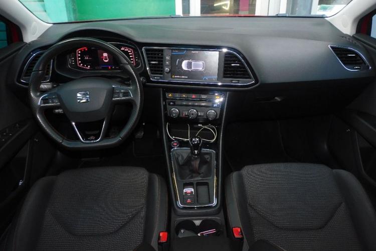 voiture occasion SEAT LEON à la Réunion disponible sur noutlauto.re