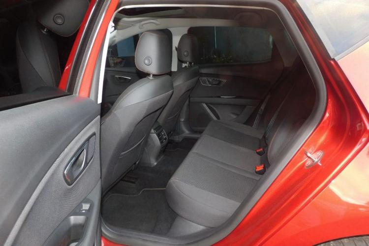 voiture occasion SEAT LEON à la Réunion disponible sur noutlauto.re