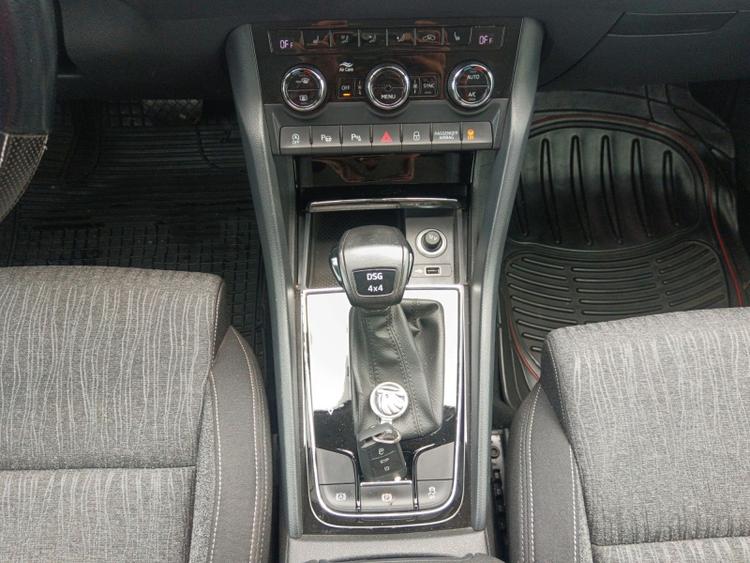 voiture occasion SKODA KAROQ à la Réunion disponible sur noutlauto.re