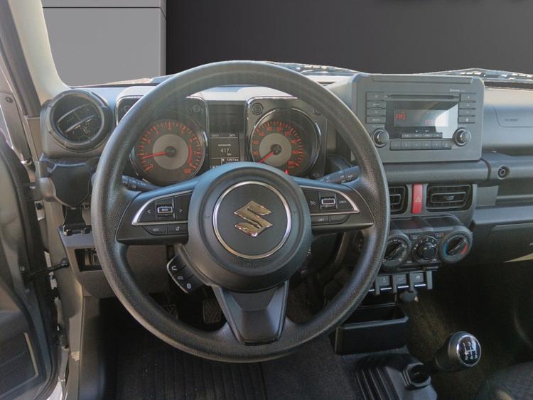 voiture occasion SUZUKI JIMNY à la Réunion disponible sur noutlauto.re