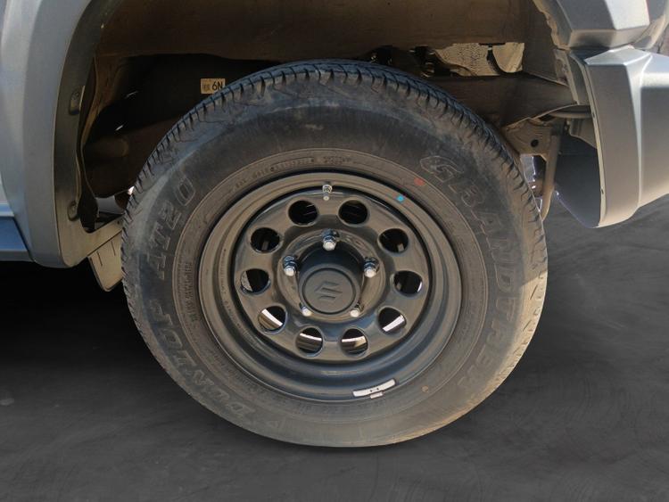 voiture occasion SUZUKI JIMNY à la Réunion disponible sur noutlauto.re