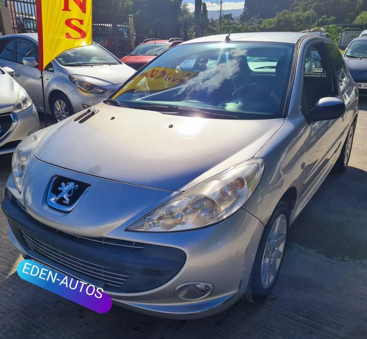 voiture occasion PEUGEOT 206+ à la Réunion disponible sur noutlauto.re
