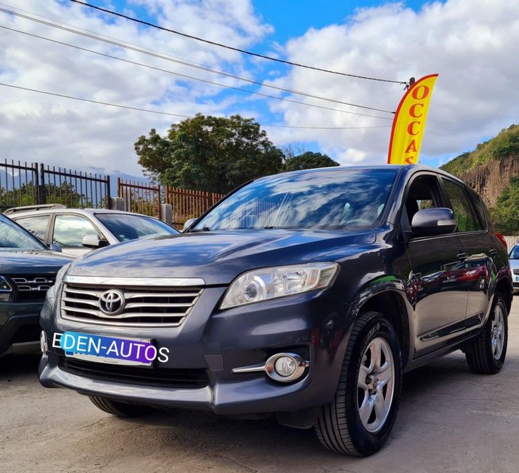 voiture occasion TOYOTA RAV4 à la Réunion disponible sur noutlauto.re