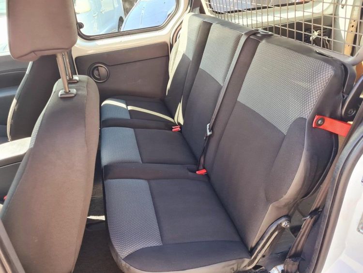 voiture occasion RENAULT KANGOO à la Réunion disponible sur noutlauto.re