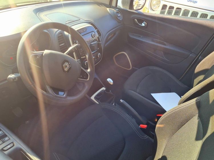 voiture occasion RENAULT CAPTUR à la Réunion disponible sur noutlauto.re