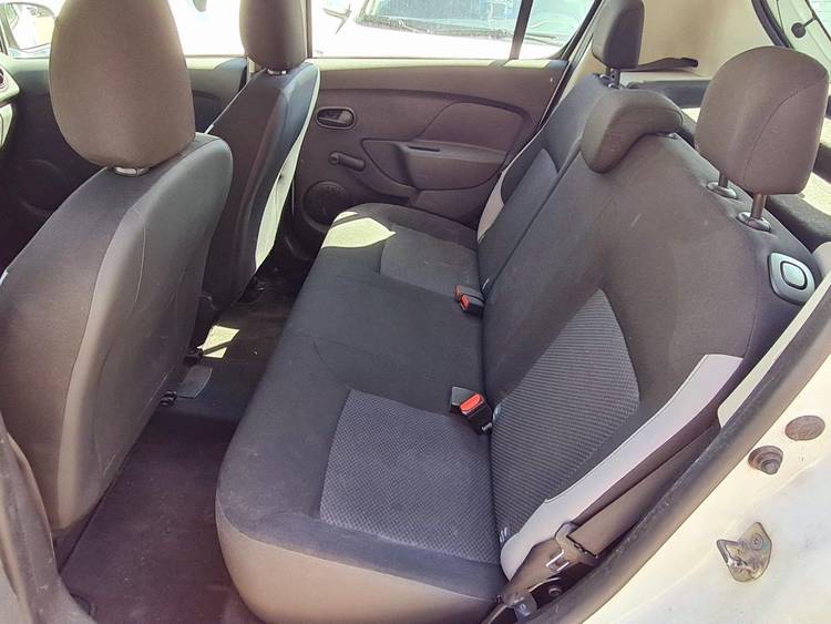 voiture occasion DACIA SANDERO à la Réunion disponible sur noutlauto.re