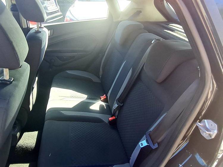 voiture occasion FORD FIESTA à la Réunion disponible sur noutlauto.re
