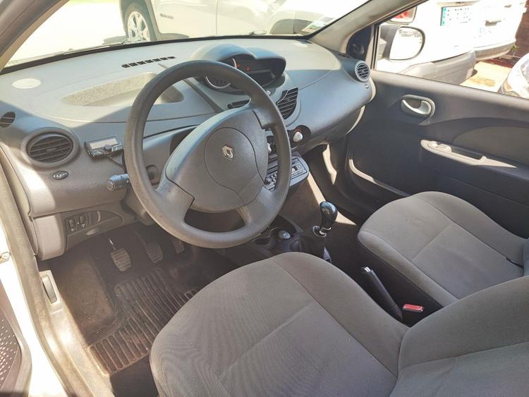 voiture occasion RENAULT TWINGO à la Réunion disponible sur noutlauto.re