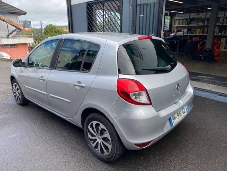 voiture occasion RENAULT CLIO à la Réunion disponible sur noutlauto.re