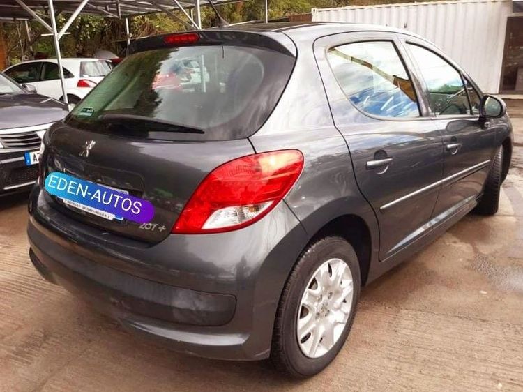 voiture occasion PEUGEOT 207 à la Réunion disponible sur noutlauto.re