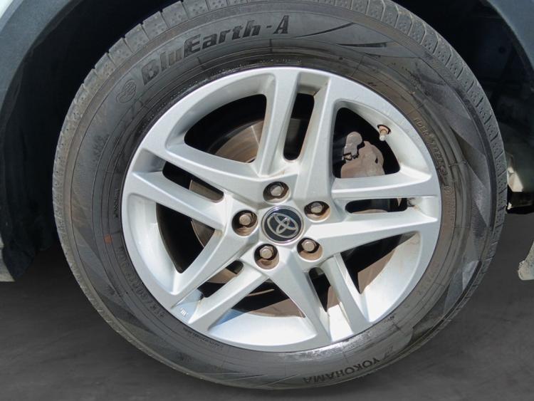 voiture occasion TOYOTA C-HR HYBRIDE MY20 à la Réunion disponible sur noutlauto.re