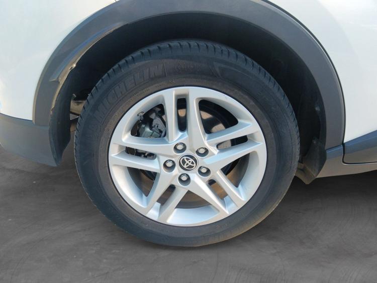 voiture occasion TOYOTA C-HR HYBRIDE MY22 à la Réunion disponible sur noutlauto.re