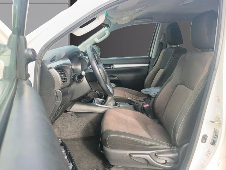 voiture occasion TOYOTA HILUX DOUBLE CABINE à la Réunion disponible sur noutlauto.re