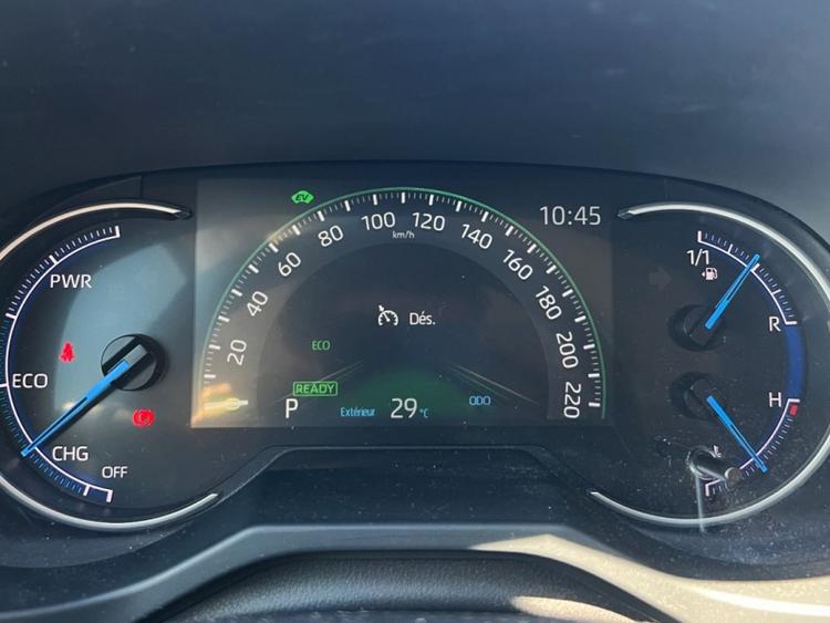 voiture occasion TOYOTA RAV4 HYBRIDE MY22 à la Réunion disponible sur noutlauto.re