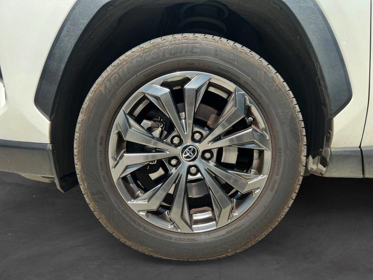 voiture occasion TOYOTA RAV4 HYBRIDE MY22 à la Réunion disponible sur noutlauto.re