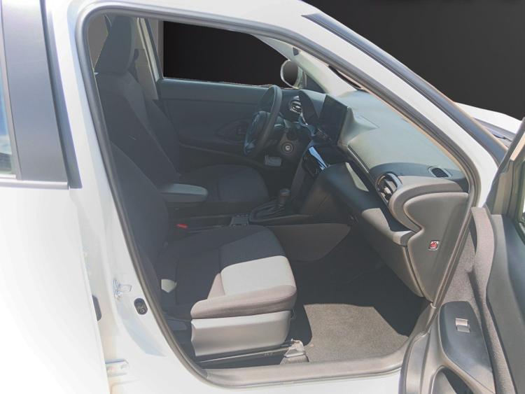 voiture occasion TOYOTA YARIS CROSS HYBRIDE MY22 à la Réunion disponible sur noutlauto.re