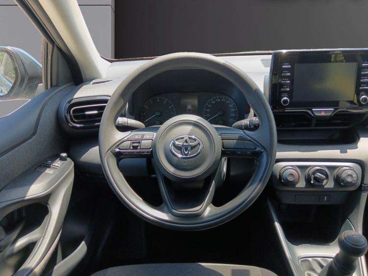 voiture occasion TOYOTA YARIS MY22 à la Réunion disponible sur noutlauto.re