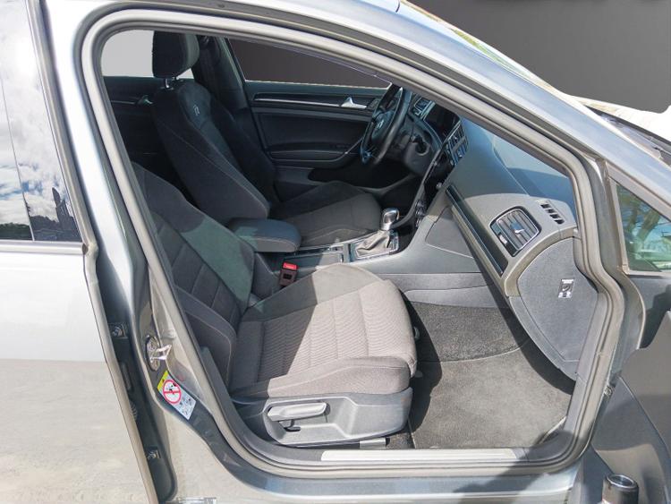 voiture occasion VOLKSWAGEN GOLF à la Réunion disponible sur noutlauto.re