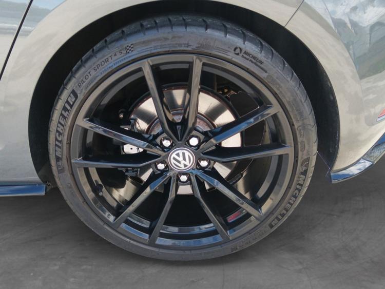 voiture occasion VOLKSWAGEN GOLF à la Réunion disponible sur noutlauto.re