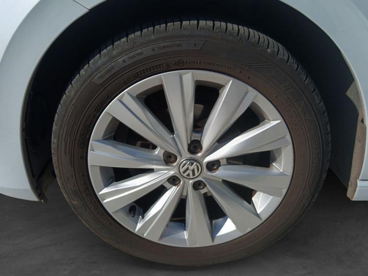 voiture occasion VOLKSWAGEN POLO à la Réunion disponible sur noutlauto.re