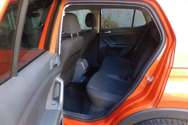 voiture occasion VOLKSWAGEN T-CROSS à la Réunion disponible sur noutlauto.re