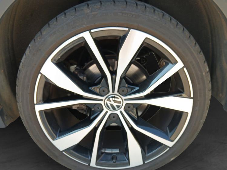 voiture occasion VOLKSWAGEN T-ROC CABRIOLET à la Réunion disponible sur noutlauto.re