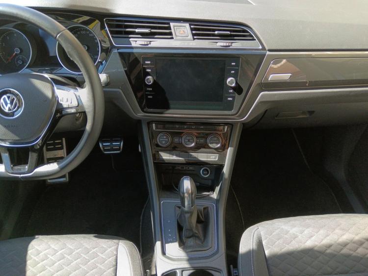 voiture occasion VOLKSWAGEN TOURAN à la Réunion disponible sur noutlauto.re
