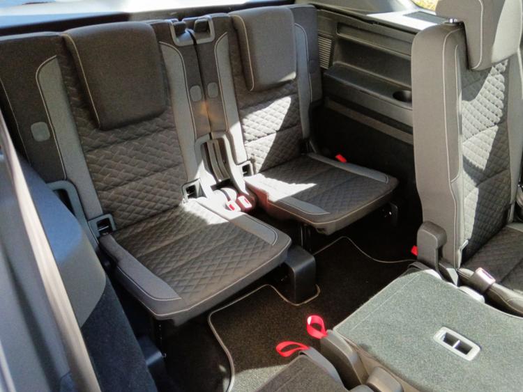 voiture occasion VOLKSWAGEN TOURAN à la Réunion disponible sur noutlauto.re
