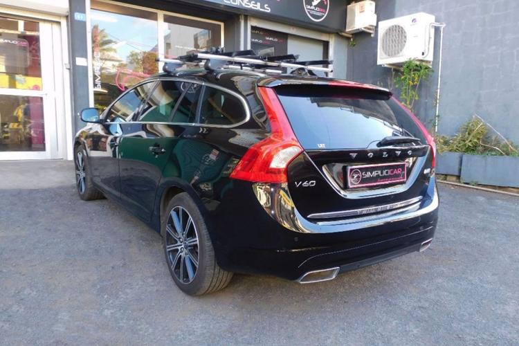 voiture occasion VOLVO V 60 à la Réunion disponible sur noutlauto.re