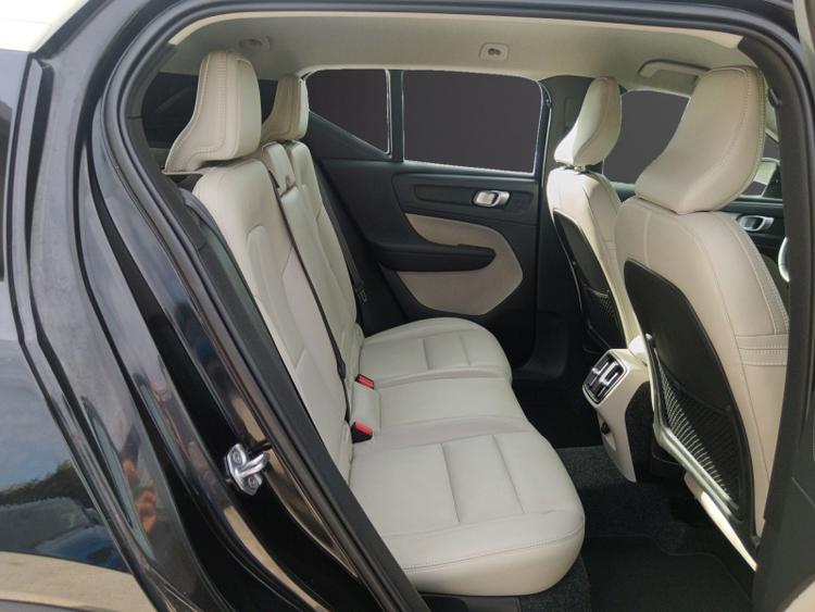 voiture occasion VOLVO XC40 à la Réunion disponible sur noutlauto.re