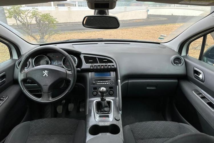 voiture occasion PEUGEOT 3008 à la Réunion disponible sur noutlauto.re