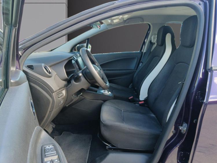 voiture occasion RENAULT ZOE E-TECH ELECTRIQUE à la Réunion disponible sur noutlauto.re