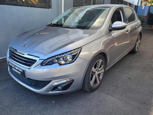 voiture occasion PEUGEOT 308 disponible sur noutlauto.re