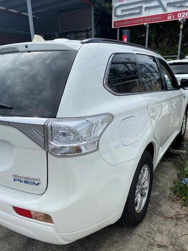 voiture occasion MITSUBISHI OUTLANDER à la Réunion disponible sur noutlauto.re